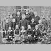 035-0070 Schulklasse in Gundau, ca. 1888.jpg